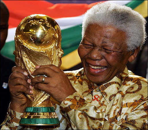 nelson-mandela-world-cupwwwwwwwwwwww.jpg